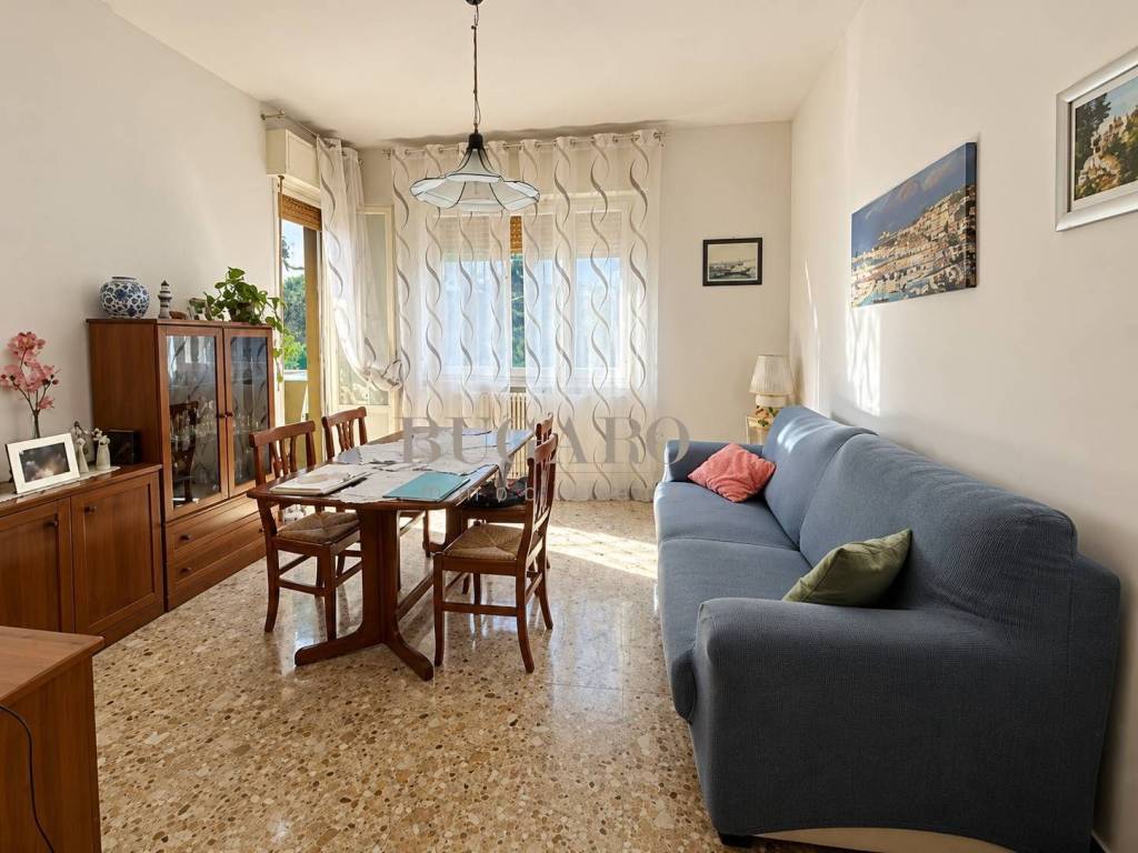appartamento in vendita ad Ancona in zona Delle Grazie