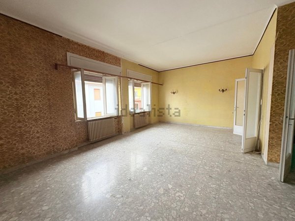 appartamento in vendita ad Ancona in zona Adriatico