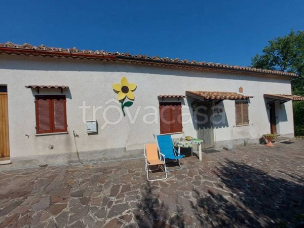 casa indipendente in vendita ad Arcevia