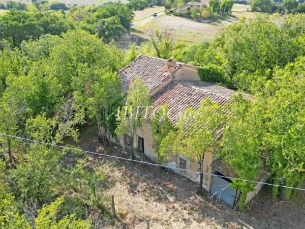 casa indipendente in vendita ad Arcevia