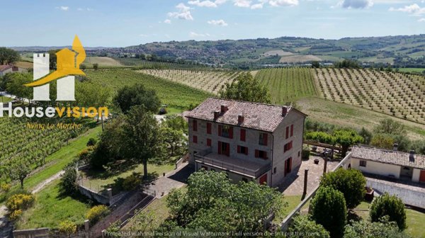 casa indipendente in vendita ad Arcevia