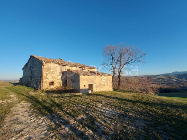 casa indipendente in vendita ad Arcevia in zona Costa