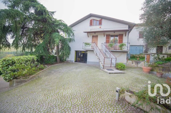 casa indipendente in vendita ad Arcevia