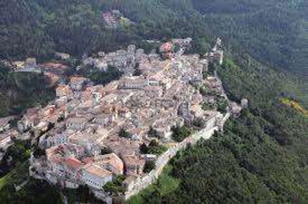 casa indipendente in vendita ad Arcevia
