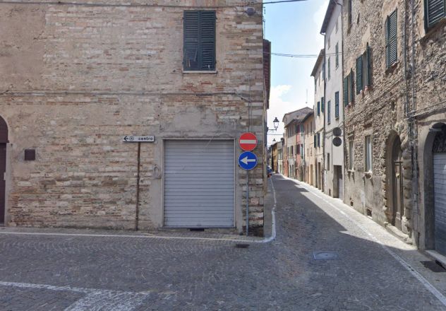 locale commerciale in vendita ad Arcevia