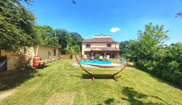 casa indipendente in vendita ad Arcevia in zona San Giovanni Battista