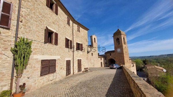 casa indipendente in vendita ad Arcevia in zona Castiglioni