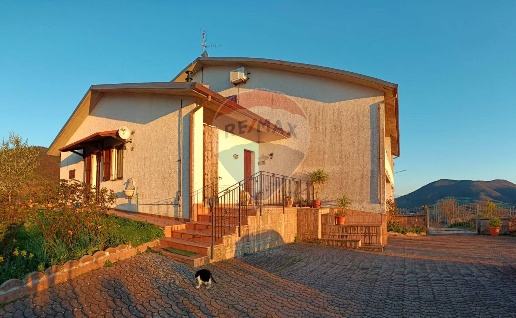 appartamento in vendita ad Arcevia in zona Costa