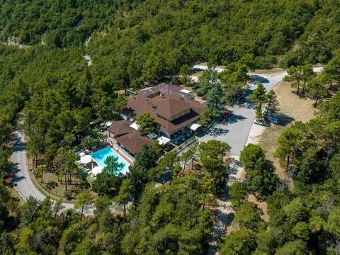 villa in vendita ad Arcevia