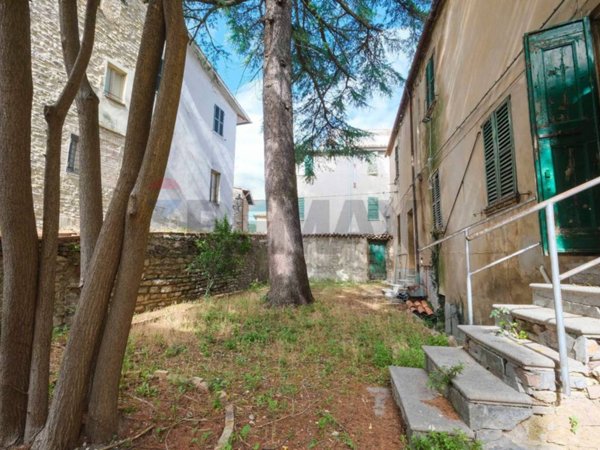 appartamento in vendita ad Arcevia