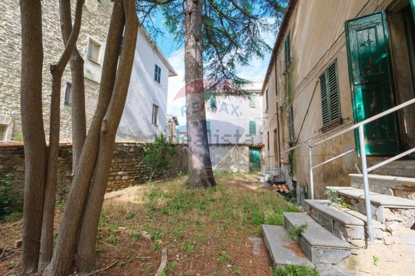 appartamento in vendita ad Arcevia