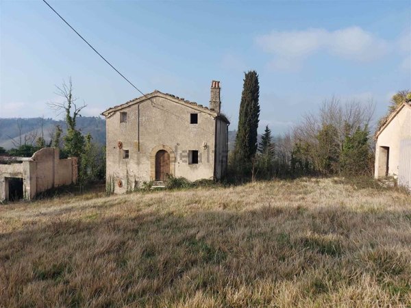 casale in vendita ad Arcevia