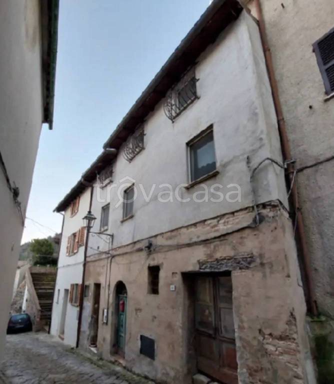 appartamento in vendita ad Arcevia