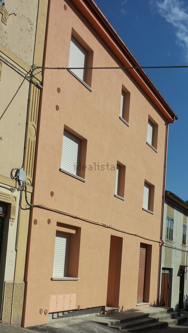 locale di sgombero in vendita ad Arcevia in zona Castiglioni