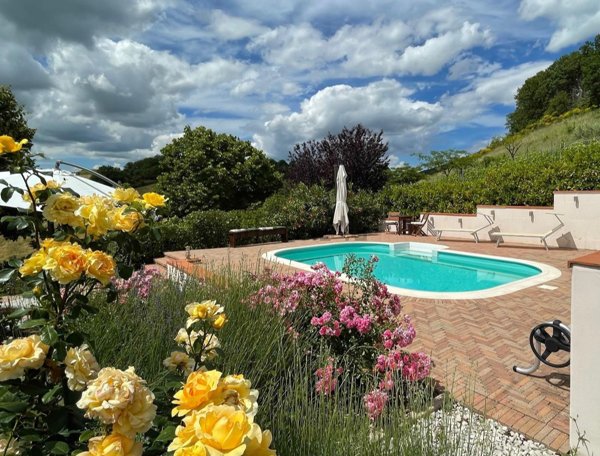 appartamento in vendita ad Arcevia