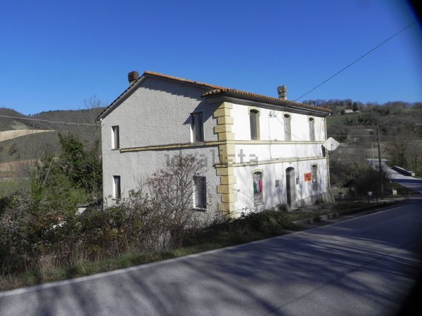 casale in vendita ad Arcevia