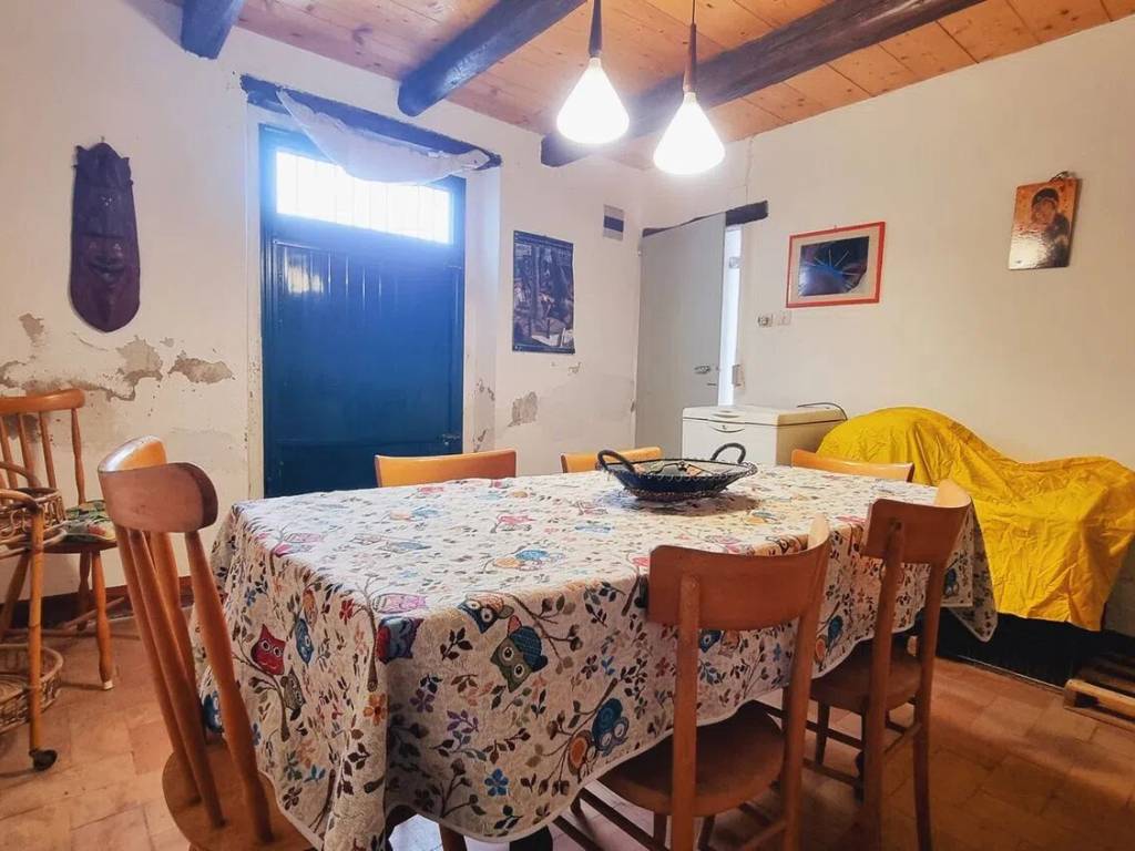 casa indipendente in vendita ad Arcevia