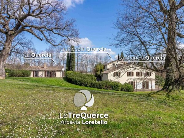 casa indipendente in vendita ad Arcevia in zona Loretello