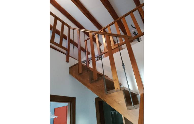 casa indipendente in vendita ad Arcevia in zona Prosano