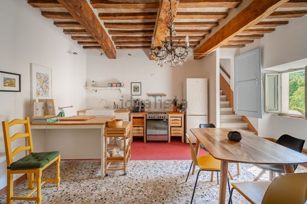 appartamento in vendita ad Arcevia