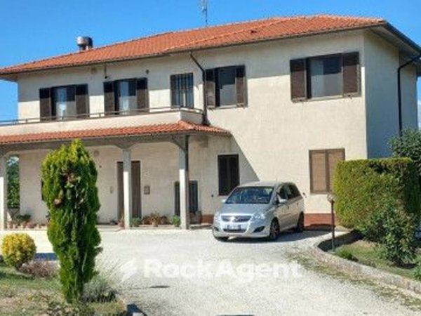 casa indipendente in vendita ad Arcevia