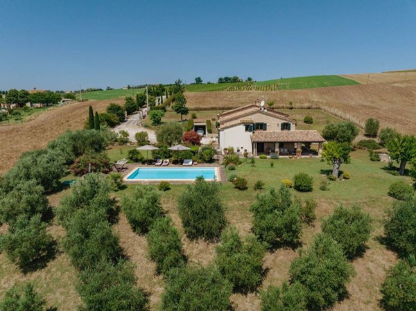 casa indipendente in vendita ad Arcevia