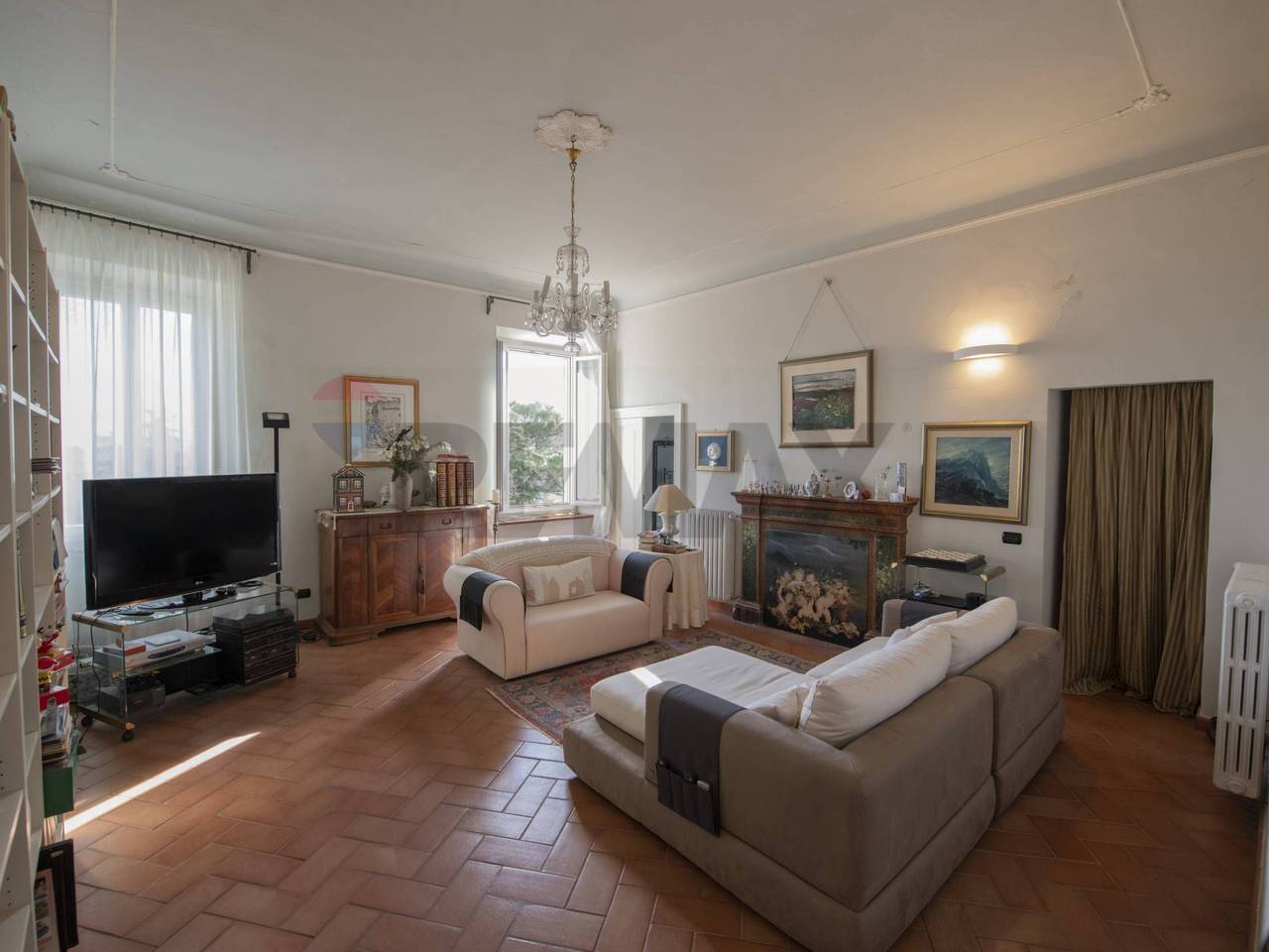 casa indipendente in vendita ad Arcevia in zona Palazzo