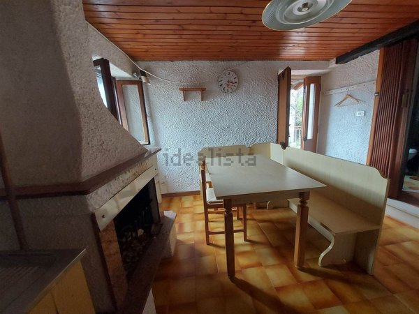 casa indipendente in vendita ad Arcevia