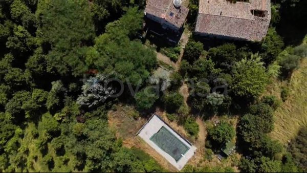 casa indipendente in vendita ad Arcevia in zona Costa
