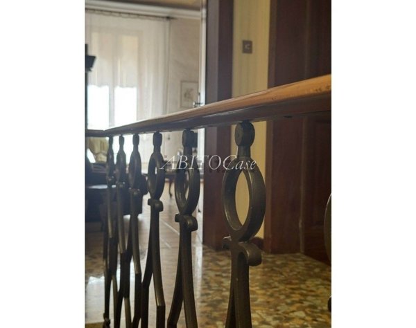 casa indipendente in vendita ad Arcevia in zona Palazzo