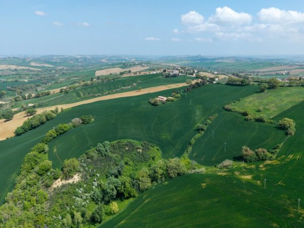 casa indipendente in vendita ad Arcevia in zona Ripalta