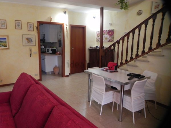 casa indipendente in vendita ad Arcevia