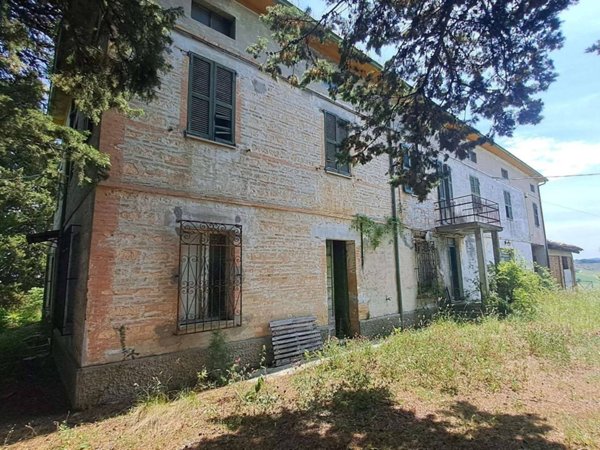 casale in vendita ad Arcevia in zona San Giovanni Battista
