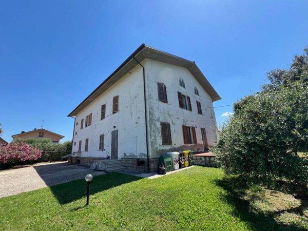 casa indipendente in vendita ad Arcevia