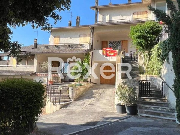 casa indipendente in vendita ad Arcevia in zona San Giovanni Battista