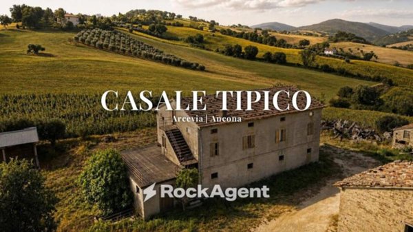 casa indipendente in vendita ad Arcevia
