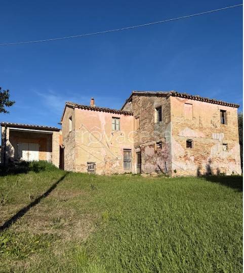 casa indipendente in vendita a Barbara