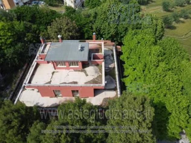 negozio in vendita a Barbara