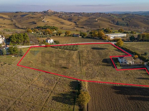 terreno agricolo in vendita a Barbara