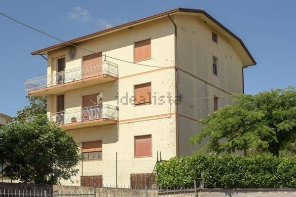 casa indipendente in vendita a Barbara