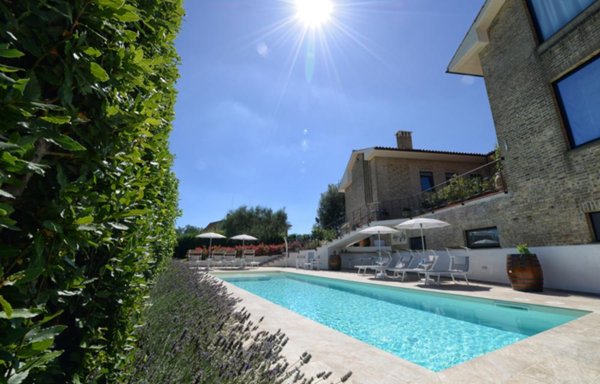 villa in vendita a Barbara