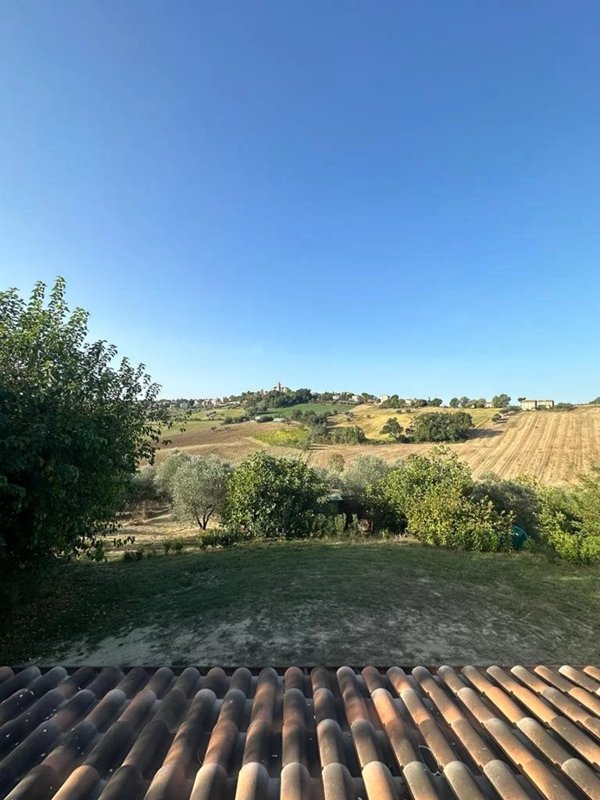 casa indipendente in vendita a Barbara