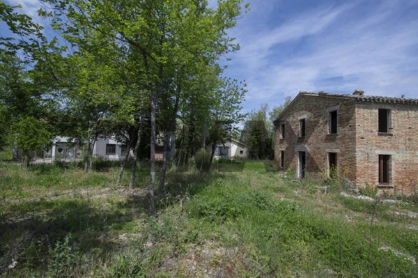 casa indipendente in vendita a Barbara
