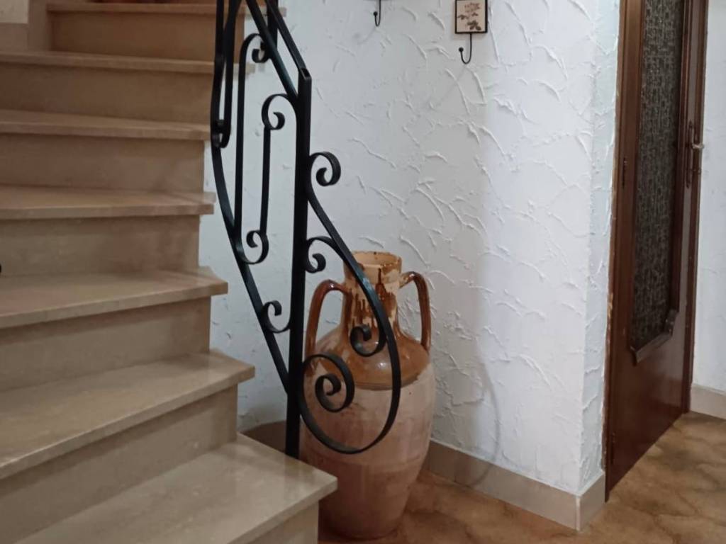 casa indipendente in vendita a Belvedere Ostrense