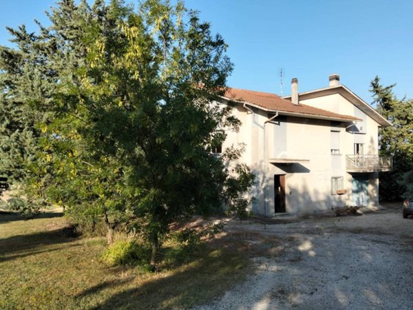 casa indipendente in vendita a Belvedere Ostrense in zona Fornace