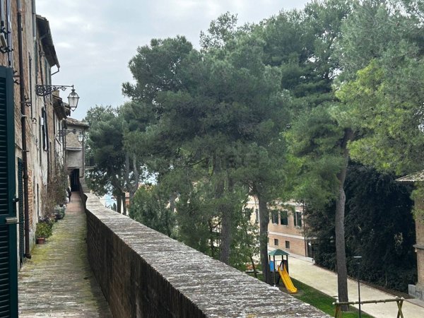 casa indipendente in vendita a Belvedere Ostrense in zona Madonna del Sole