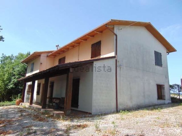 casa indipendente in vendita a Belvedere Ostrense