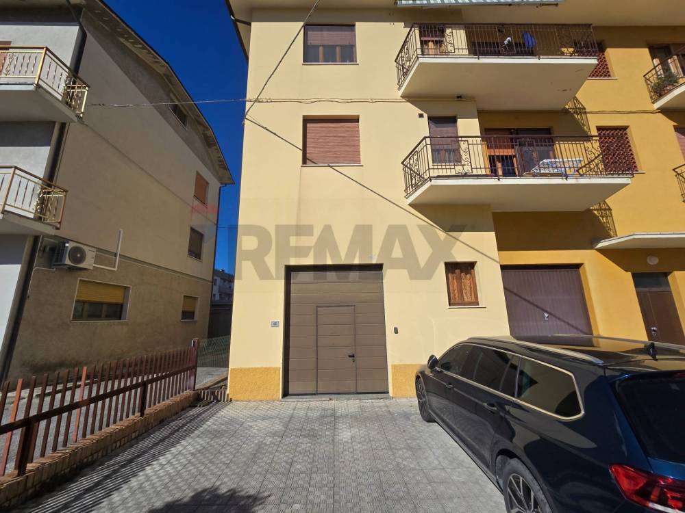 ufficio in vendita a Belvedere Ostrense