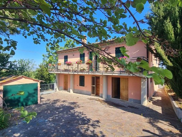 casa indipendente in vendita a Belvedere Ostrense