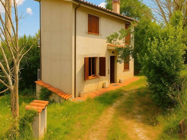 casa indipendente in vendita a Belvedere Ostrense